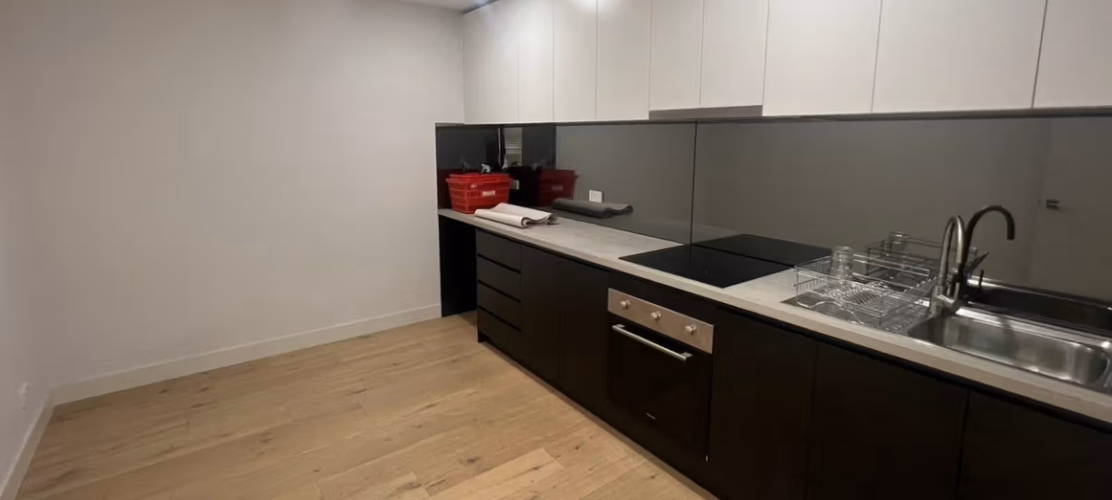 https://officehub.s3.amazonaws.com/Assets/images/44861/Sublet-Office-Space-%28Not-Shared%29-VIC-Coburg-North-120-Newlands-Road-kitchen-for-affice-2.jpg