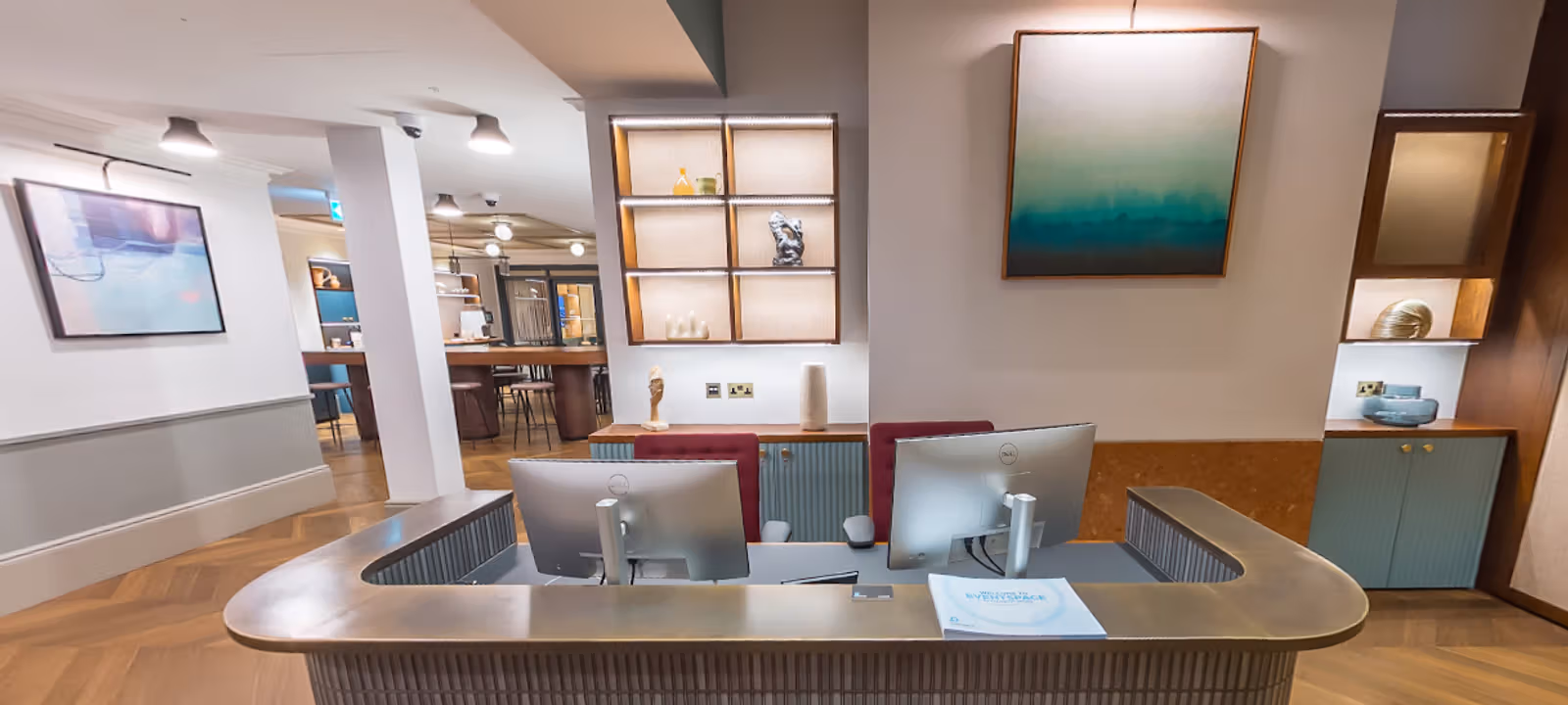 Finsbury Circus, London Wall - Image 1