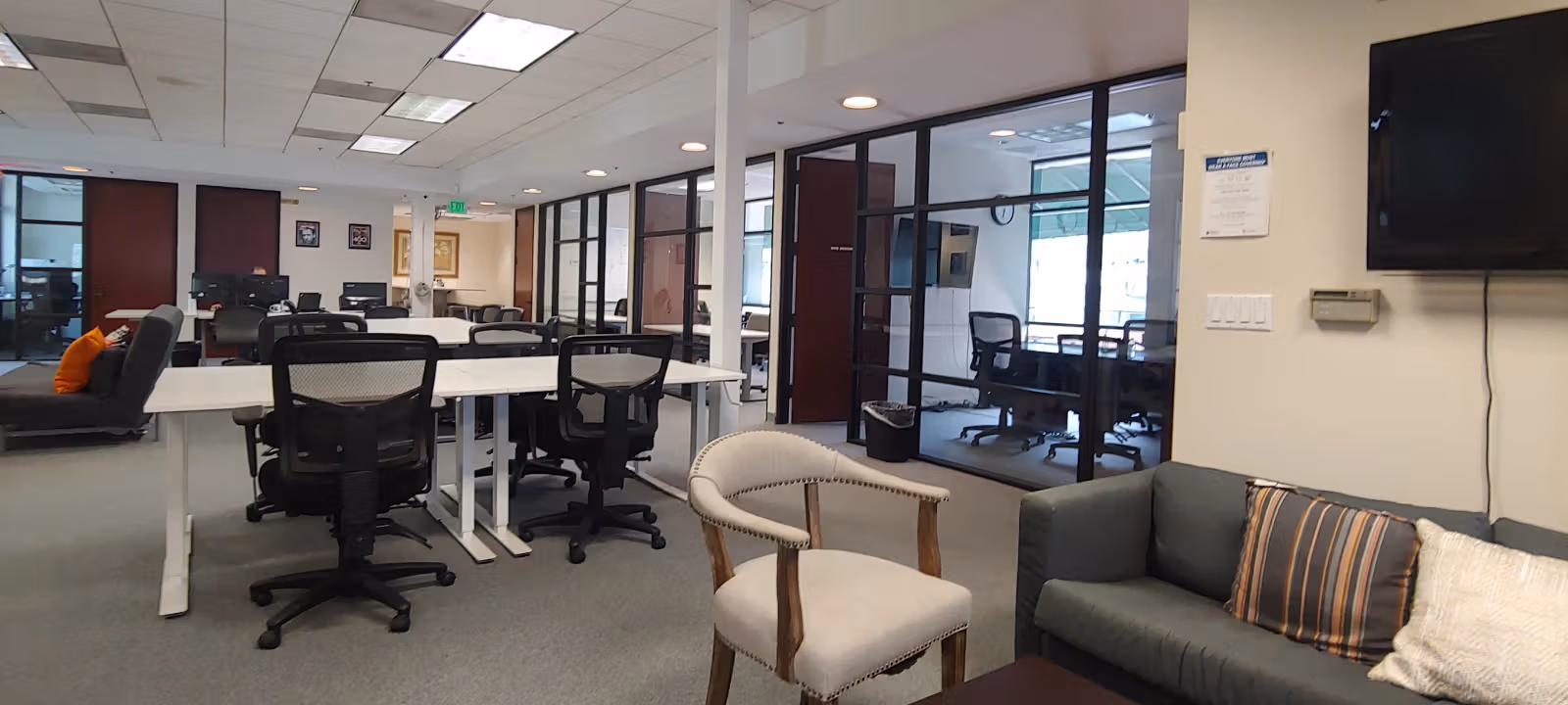 https://officehub.s3.amazonaws.com/Assets/images/4578/Coworking-Space-CA-Menlo-Park-585-Glenwood-Avenue-2022-08-10.webp