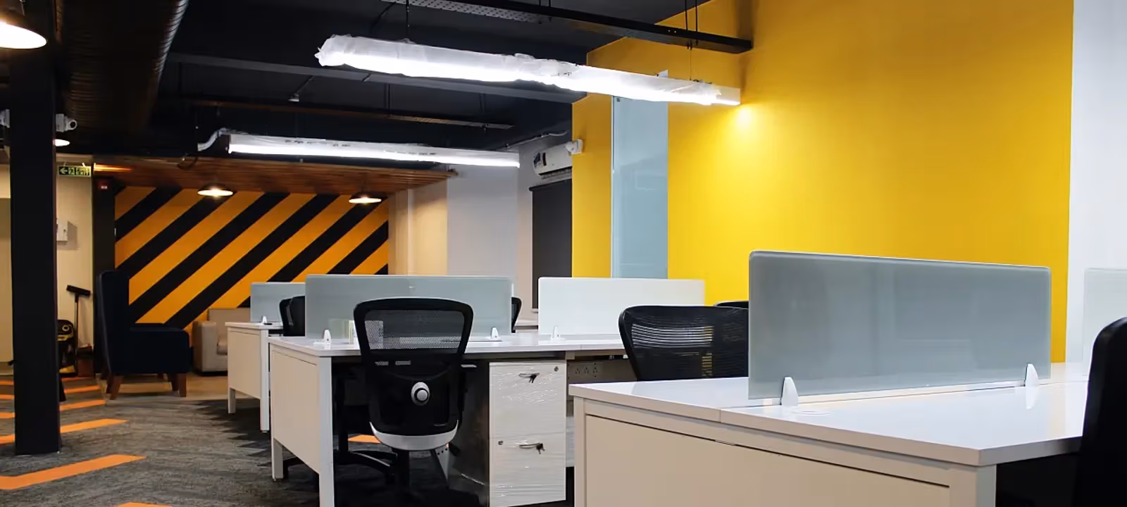 306 100 Feet Rd Binnamangala Stage 1 Indiranagar, Bengaluru - Image 1