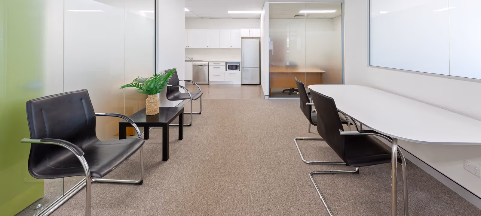 https://officehub.s3.amazonaws.com/Assets/images/466/Sublet-Office-Space-%28Not-Shared%29-NSW-Brookvale-7-Grosvenor-PlaceKitchenette%20%26%20Break%20Out%20Area.jpg