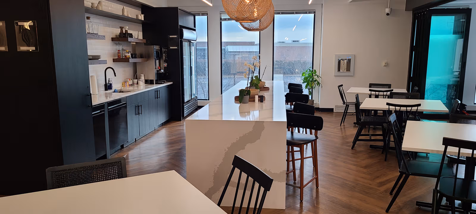 1701 Golf Rd, Rolling Meadows - Image 1