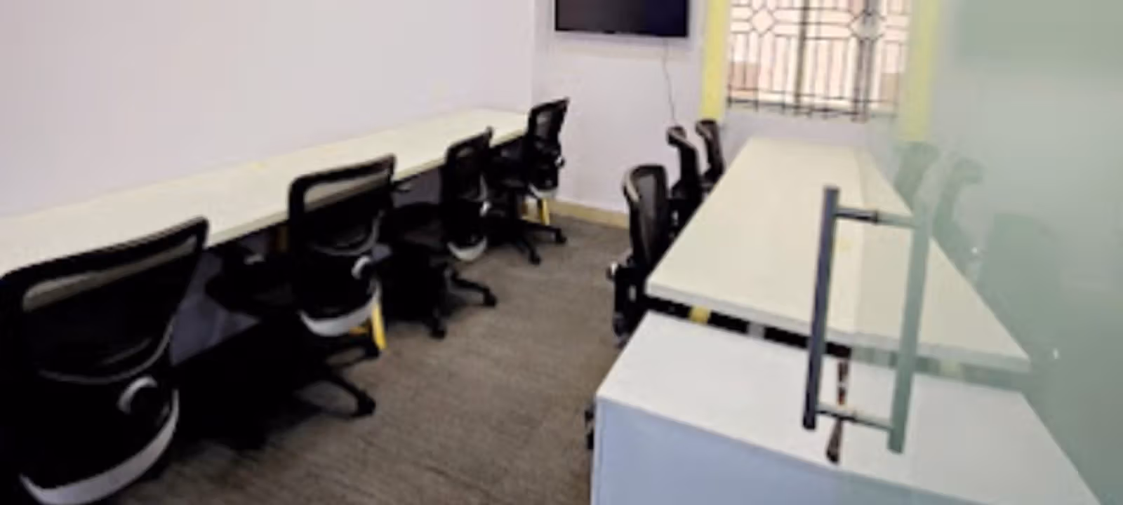 5 Hrbr Layout 1st Block Bank Avenue Colony, Bengaluru - Image 1