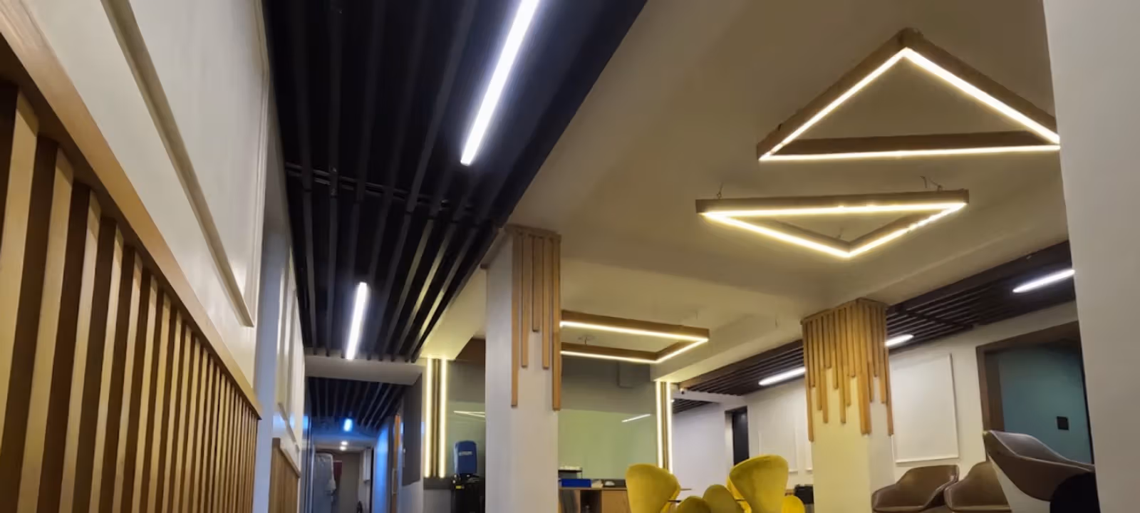 A4 Chandrasekaran Avenue 1st Main Rd, Chennai - Image 1