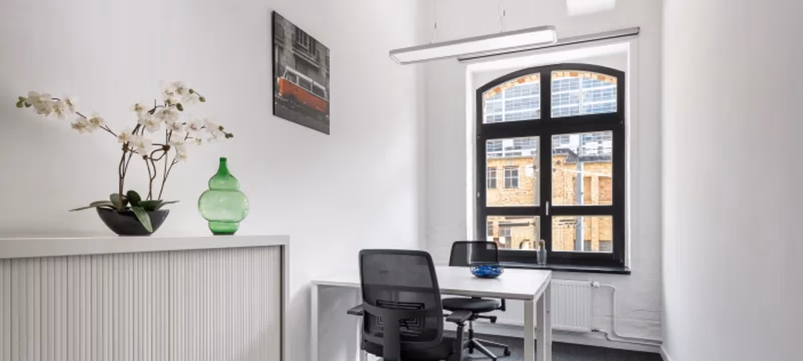 https://officehub.s3.amazonaws.com/Assets/images/48162/Serviced-Office-%28Classic%29-CA-San-Francisco-71-Stevenson-Street-RegusLeuchtenfabrik4680BerlinGermanySmallOffice-Leuc.webp