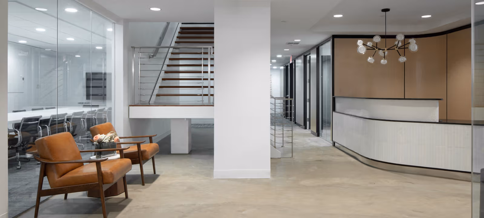 https://officehub.s3.amazonaws.com/Assets/images/4837/Serviced-Office-%28Classic%29-NY-New-York-40-Wall-Street-Designer-Reception-Area-Seating.jpg