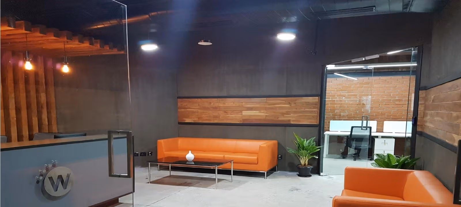 https://officehub.s3.amazonaws.com/Assets/images/50415/Serviced-Office-%28Creative%29-Telangana-Hyderabad-Isb-Rd-Financial-District-Nanakramguda-45257434-b13a-4b21-95ce-e7449f8de629Photo5large.jpg