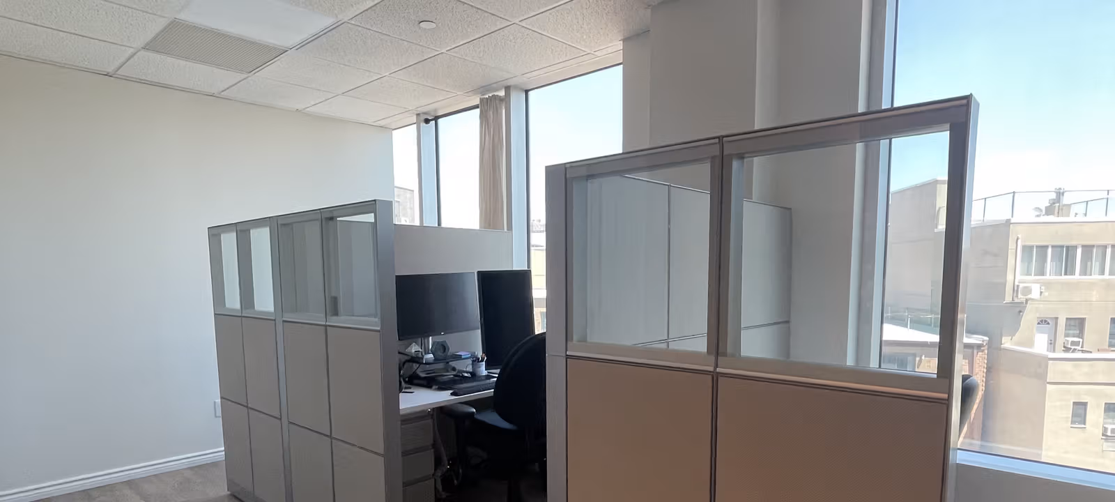 31-19 Newtown Ave, Queens - Image 1