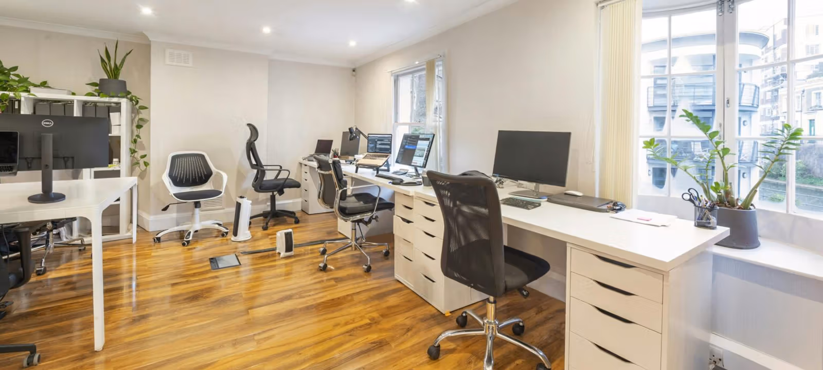 15 Lawfords Wharf Lyme Street, London - Image 1