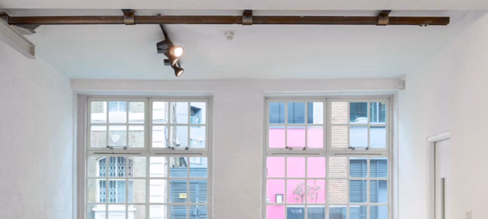 6 Willow Street, London - Image 1