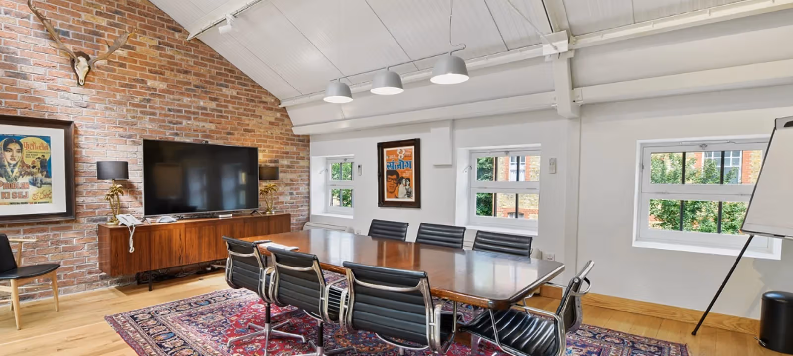 5 Playground Gardens, London - Image 1