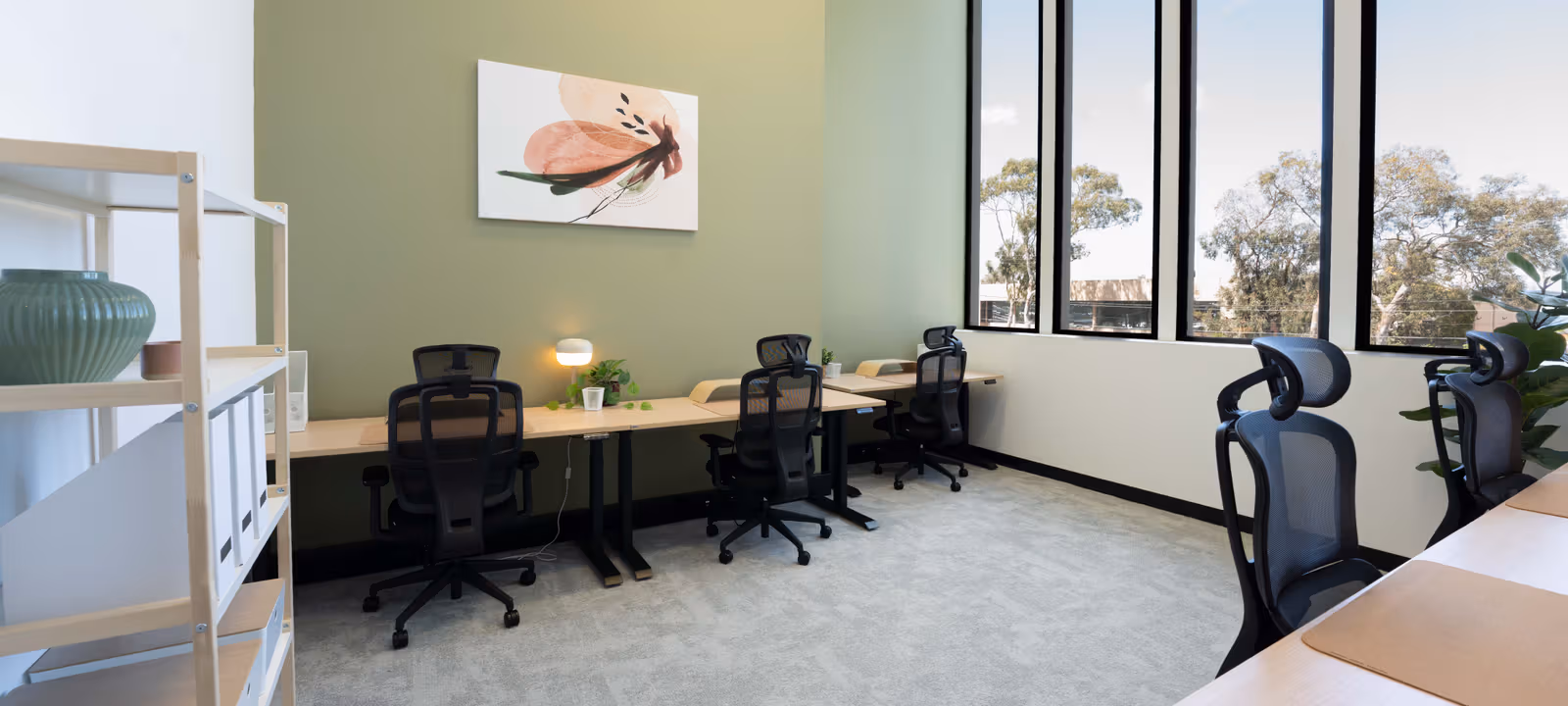 https://officehub.s3.amazonaws.com/Assets/images/53201/Serviced-Office-%28Classic%29-VIC-Moorabbin-13-15-Cochranes-Road-Waterman-Moorabbin-151.jpg