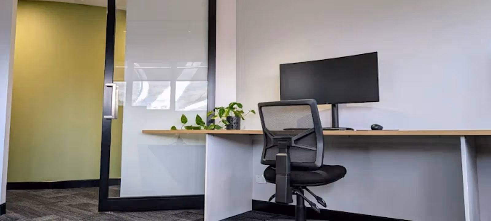 Old Perth Road, Bassendean - Image 1