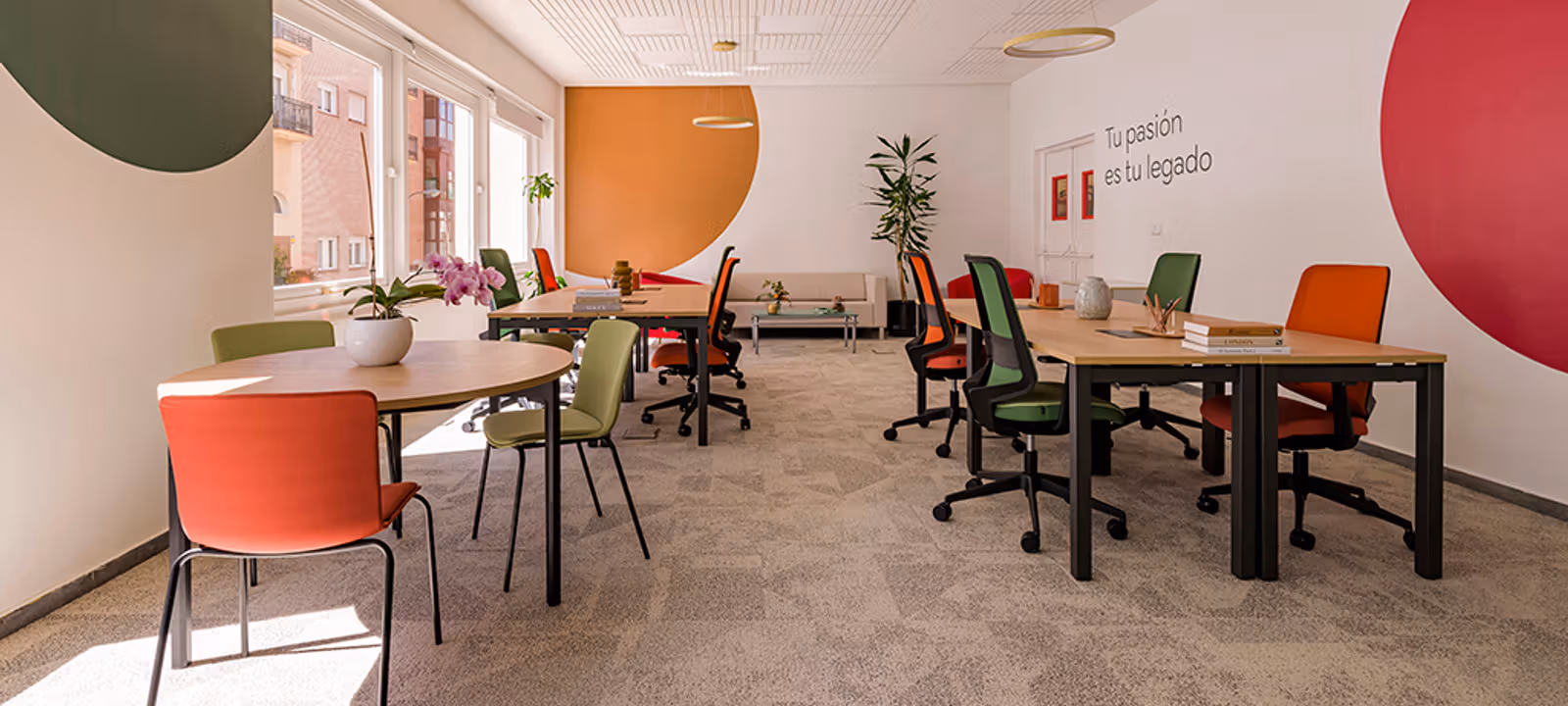 87 Calle De Ulises, Madrid - Image 1