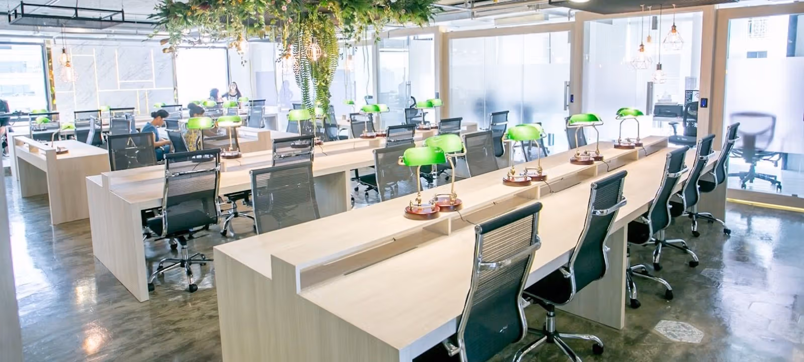 https://officehub.s3.amazonaws.com/Assets/images/564/Coworking-Space-Wattana-Wattana-36/105-P.S.Tower---33-floor---Sukhumvit21%28Asoke%29-road-North--ds9.jpg