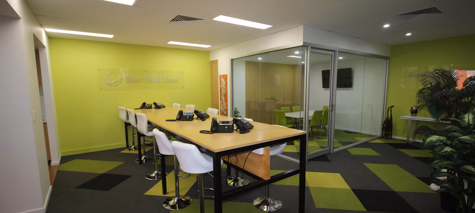 66 Appel Street, Surfers Paradise - Image 1