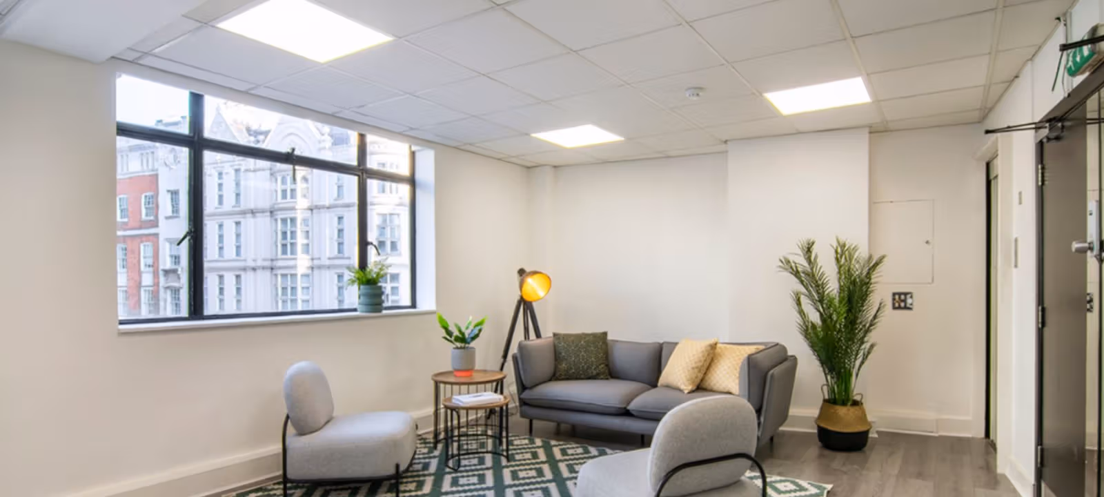 129 Oxford Street, London - Image 1