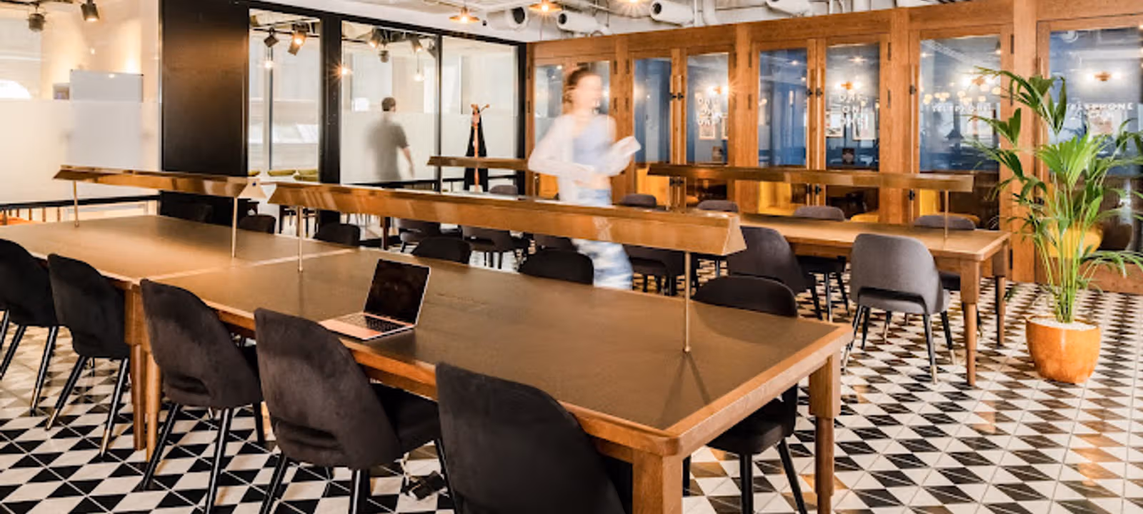 9 Appold Street, Shoreditch - Image 1