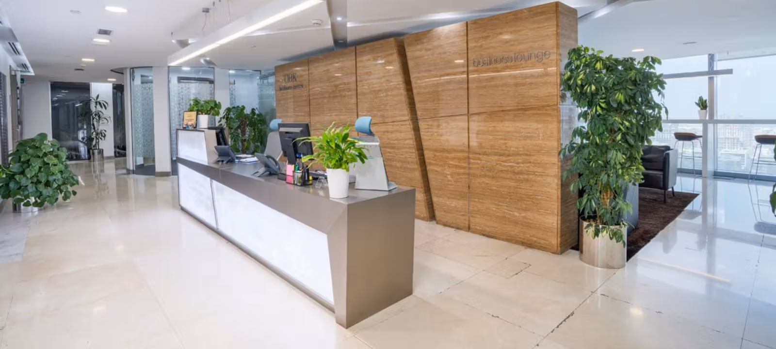 Sheikh Zayed Road, Dubai - Image 1