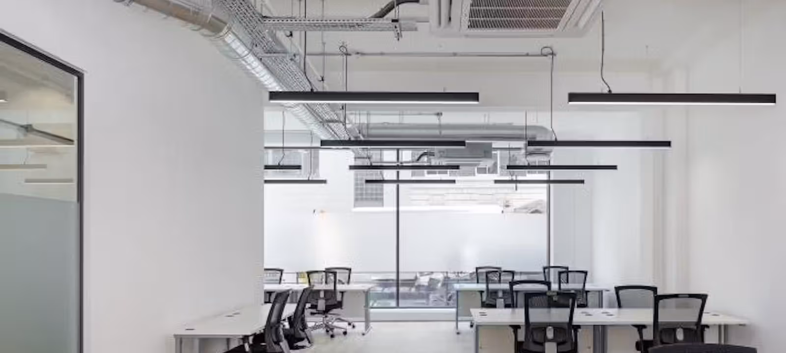 https://officehub.s3.amazonaws.com/Assets/images/8376/Serviced-Office-%28Classic%29-London-Fitzrovia-66-67-Newman-Street-8f4065a1-e3c6-ea11-a976-002248010e2b.avif