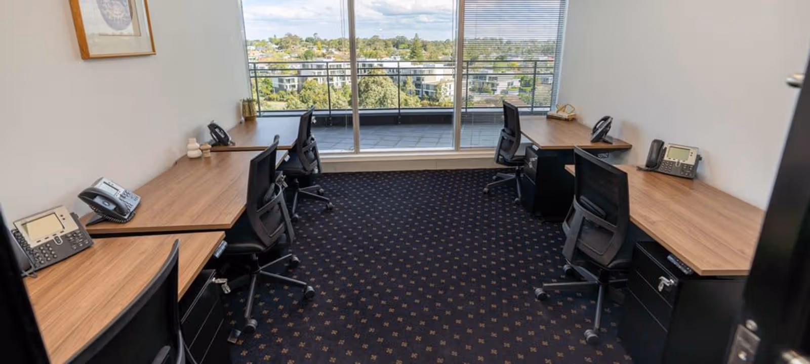 https://officehub.s3.amazonaws.com/Assets/images/881/Serviced-Office-%28Classic%29-NSW-Macquaire-Park-123-Epping-Road-Suite-37.jpeg