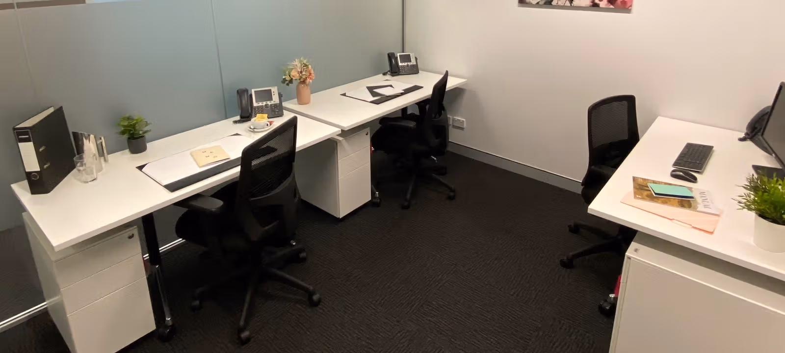 https://officehub.s3.amazonaws.com/Assets/images/906/Serviced-Office-%28Classic%29-NSW-Sydney-115-Pitt-Street-Suite-624.1.jpg