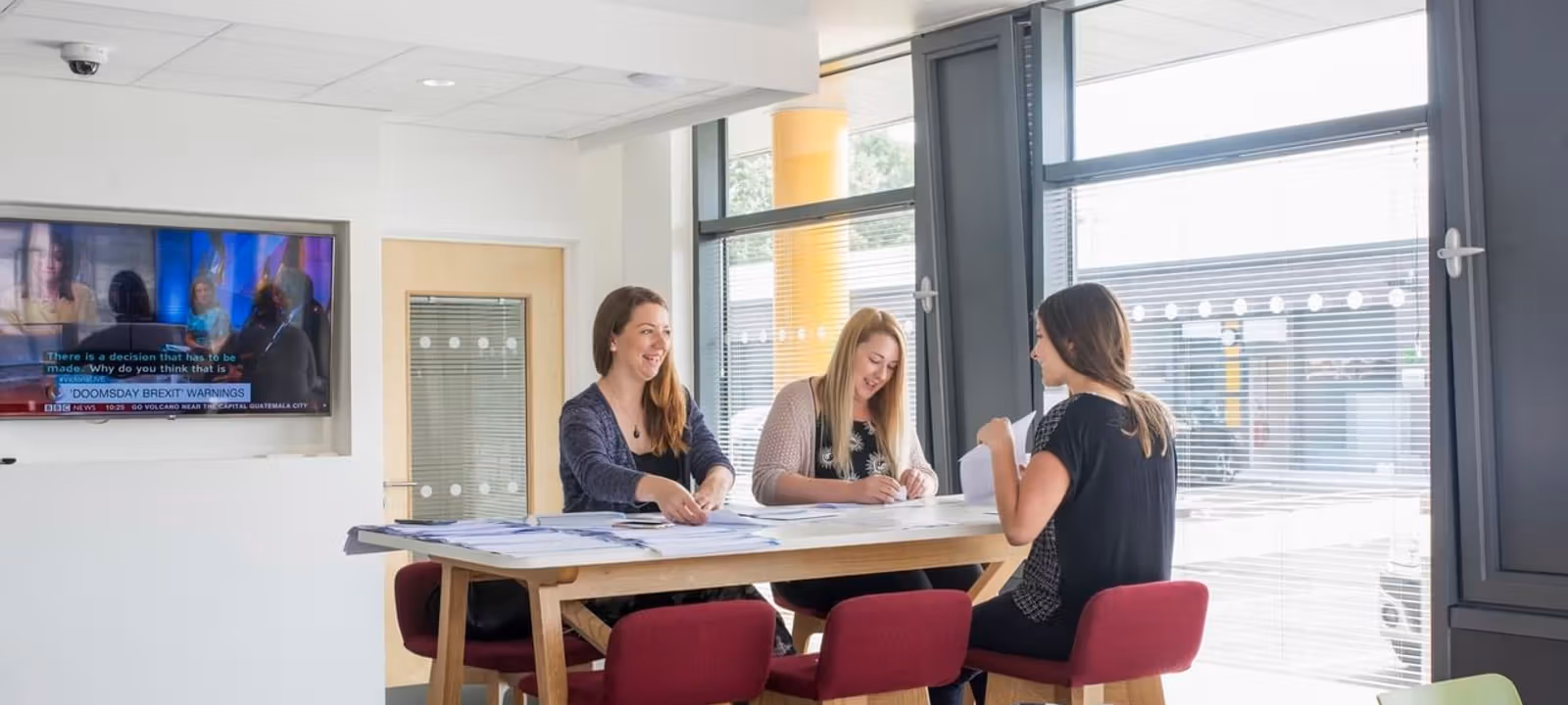 Terminus Road, Chichester - Image 1