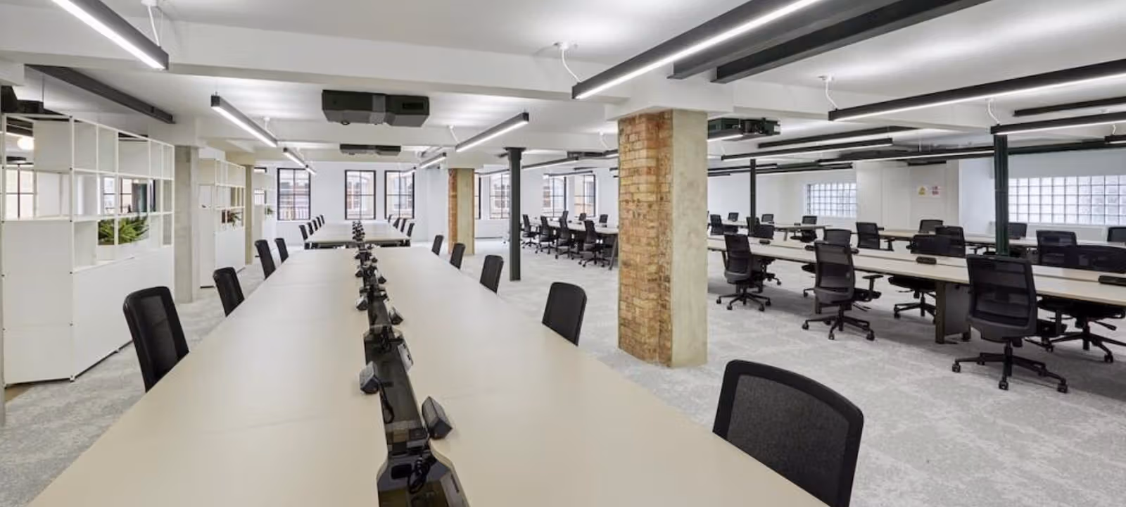 https://officehub.s3.amazonaws.com/Assets/images/9980/Serviced-Office-%28Classic%29-England-London-20-Queen-Elizabeth-Street-23498386932-2IMG250000.jpeg