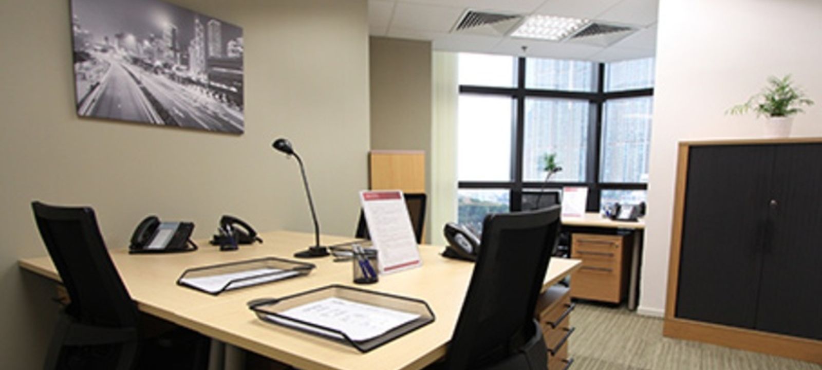 132 Nathan Road, Tsim Sha Tsui - Image 1