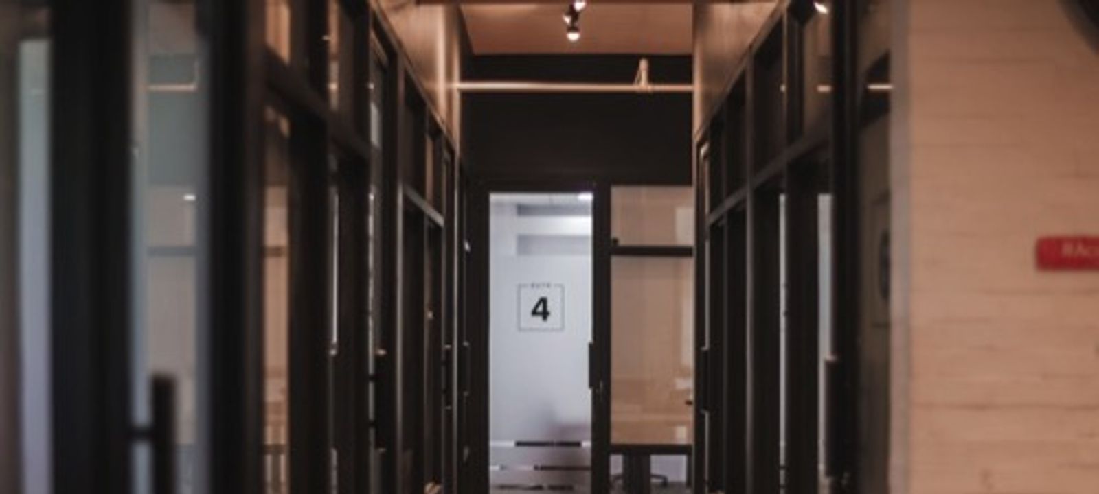 111 Paseo de Roxas Building - Image 1