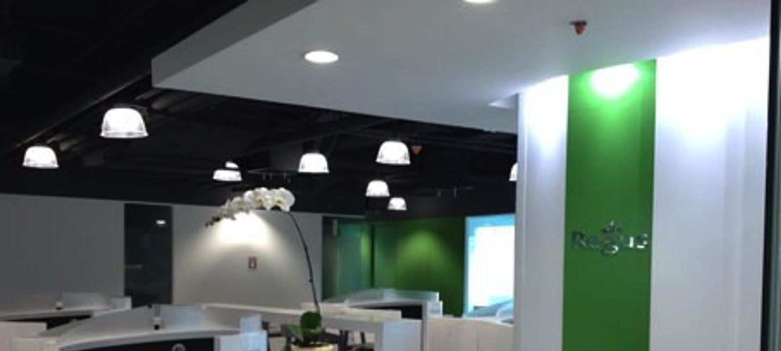 Epifanio De Los Santos Avenue Corner Cornell Street, Mandaluyong - Image 1