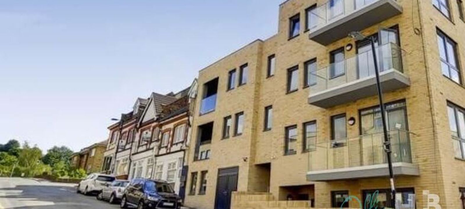 6 Station Approach Rd, Coulsdon - Image 1