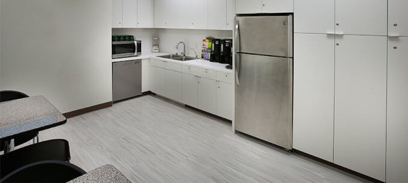 1801 Century Park E, Los Angeles - Image 1