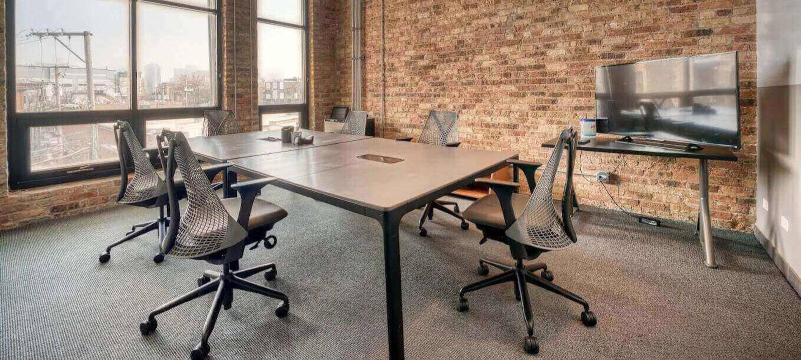 3033 N Clark St, Chicago - Image 1