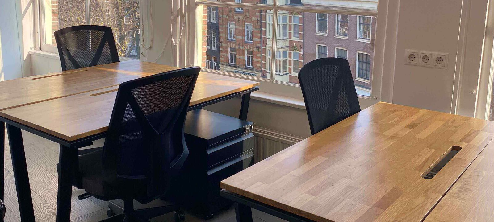 Nieuwezijds Voorburgwal 296-298, RT - Image 1