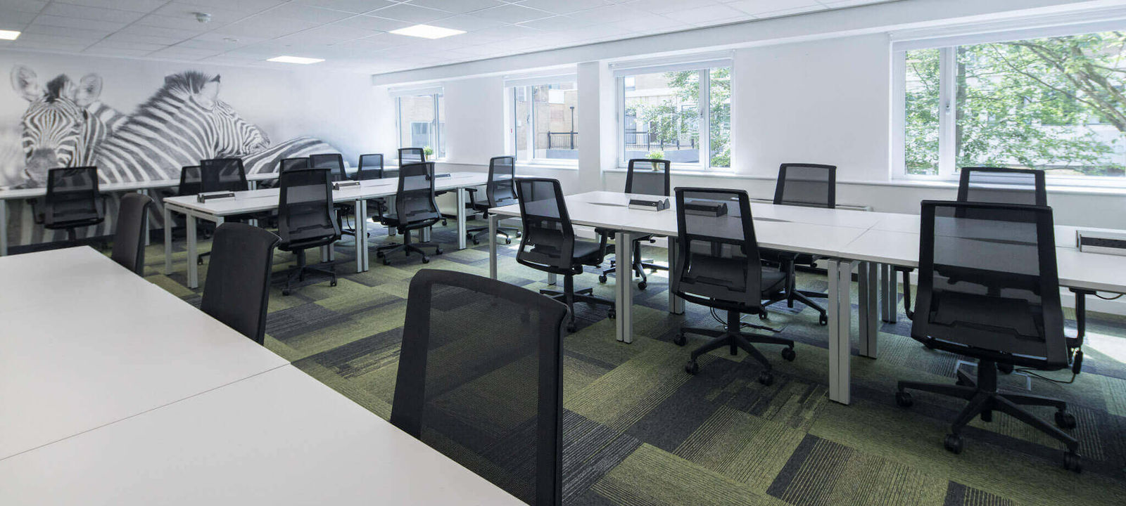 DeskLodge House - Image 1