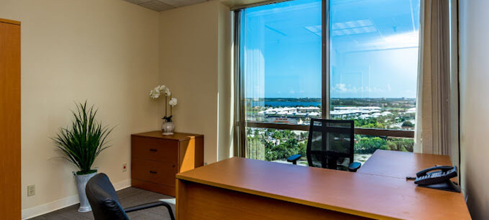 1645 Palm Beach Lakes Blvd, West Palm Beach - Image 1