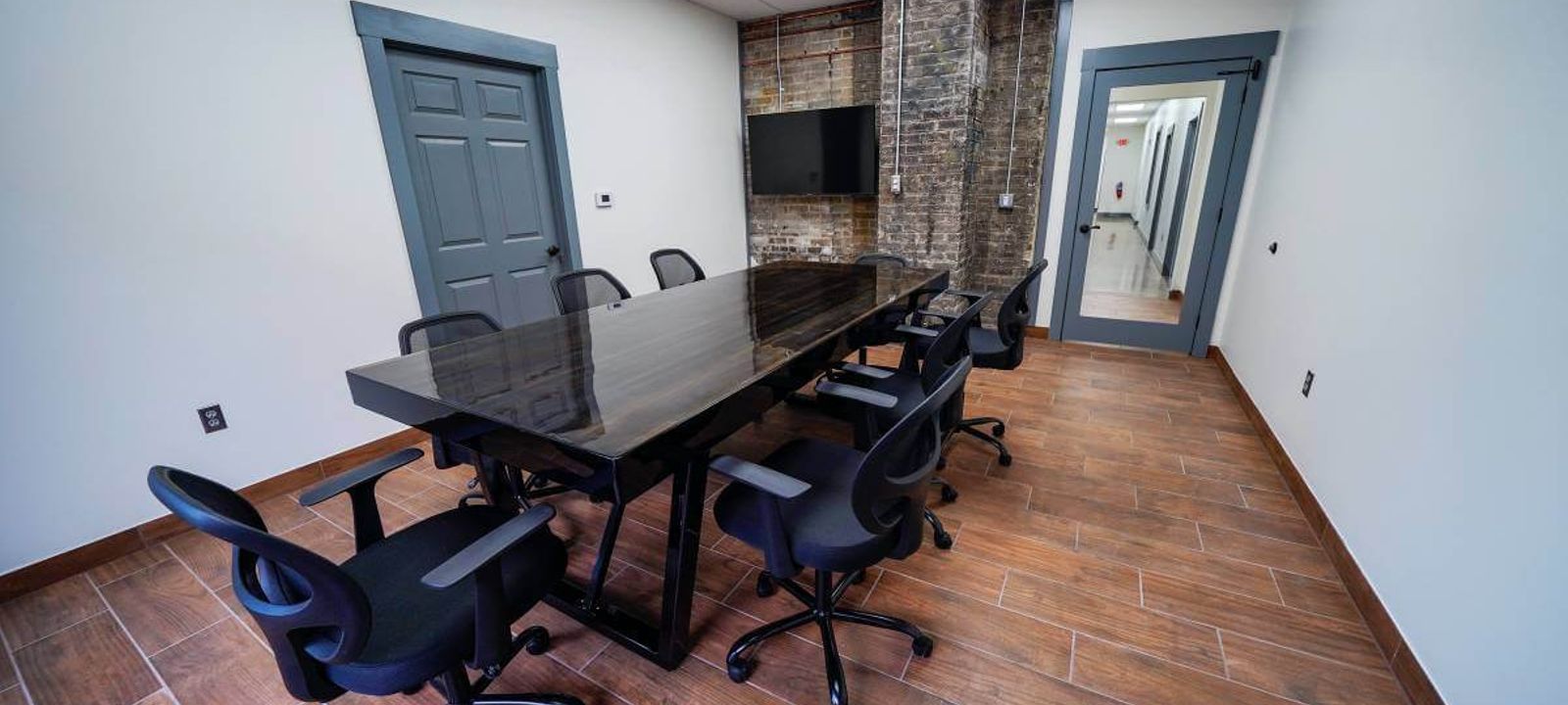 100 Maple St, Wyandotte - Image 1