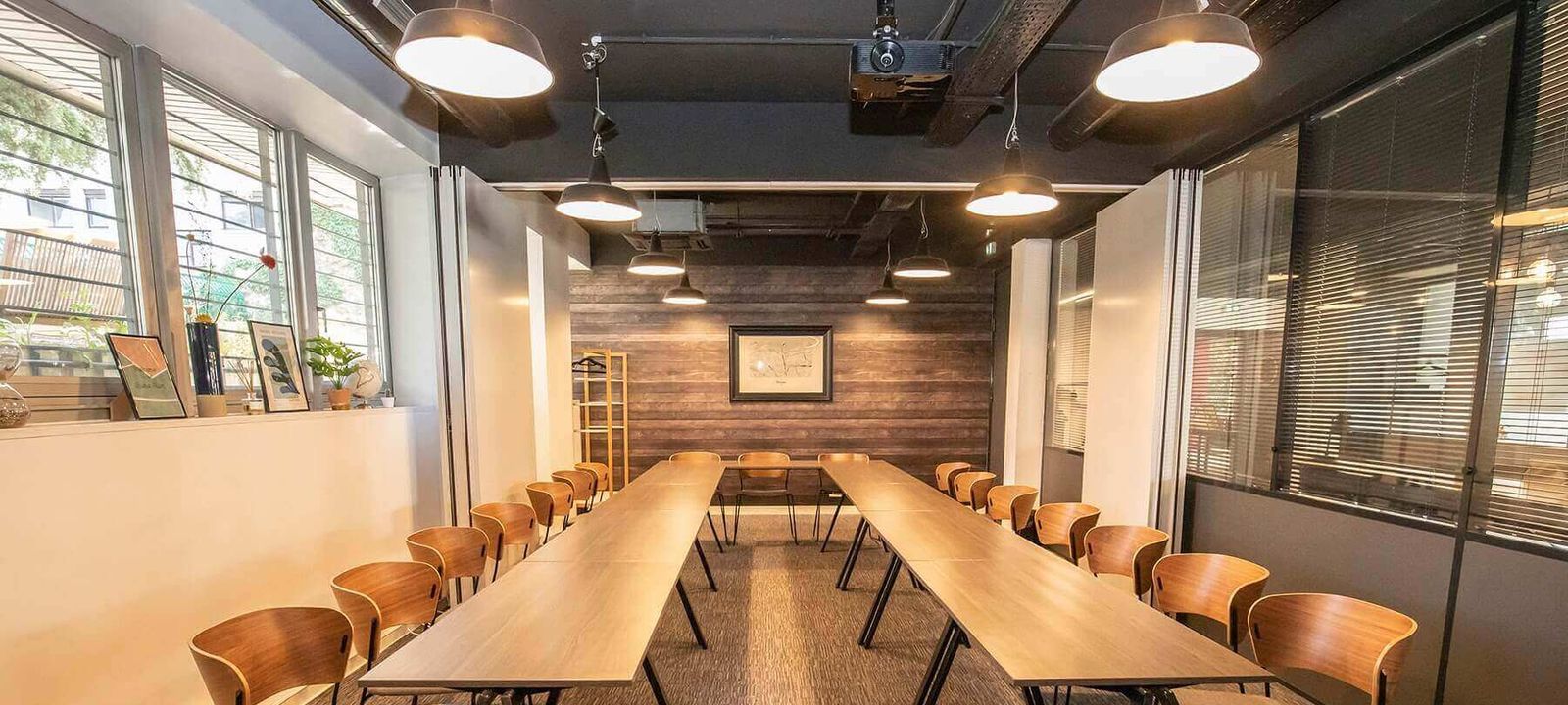 6 Rue Des Bateliers, Clichy - Image 1