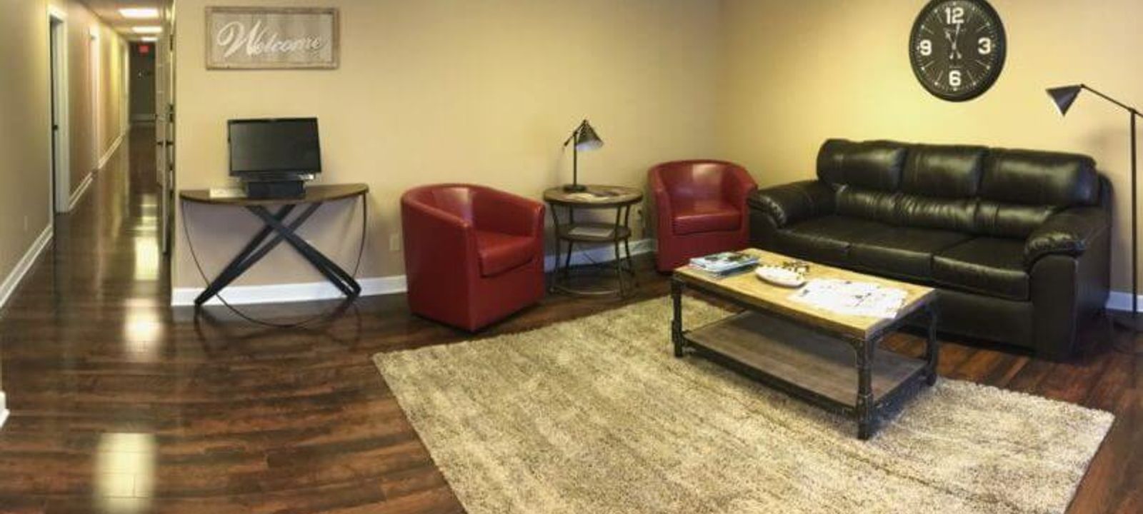 204 S Main St, Nixa - Image 1