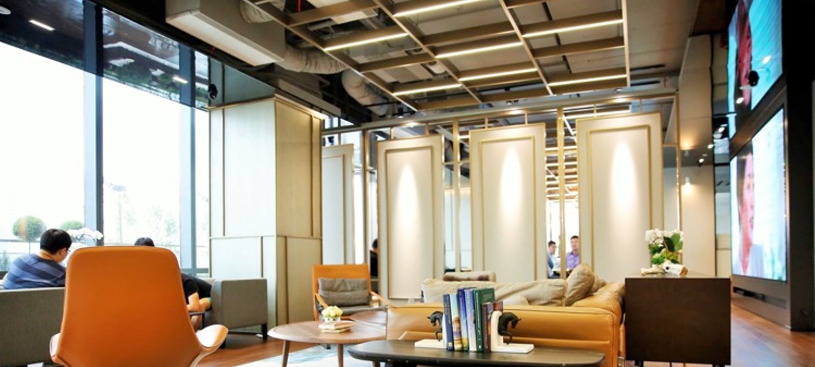 826 Century Avenue, Shanghai - Image 1