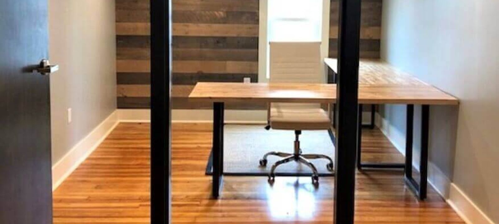 206 S Market St, Elizabethtown - Image 1