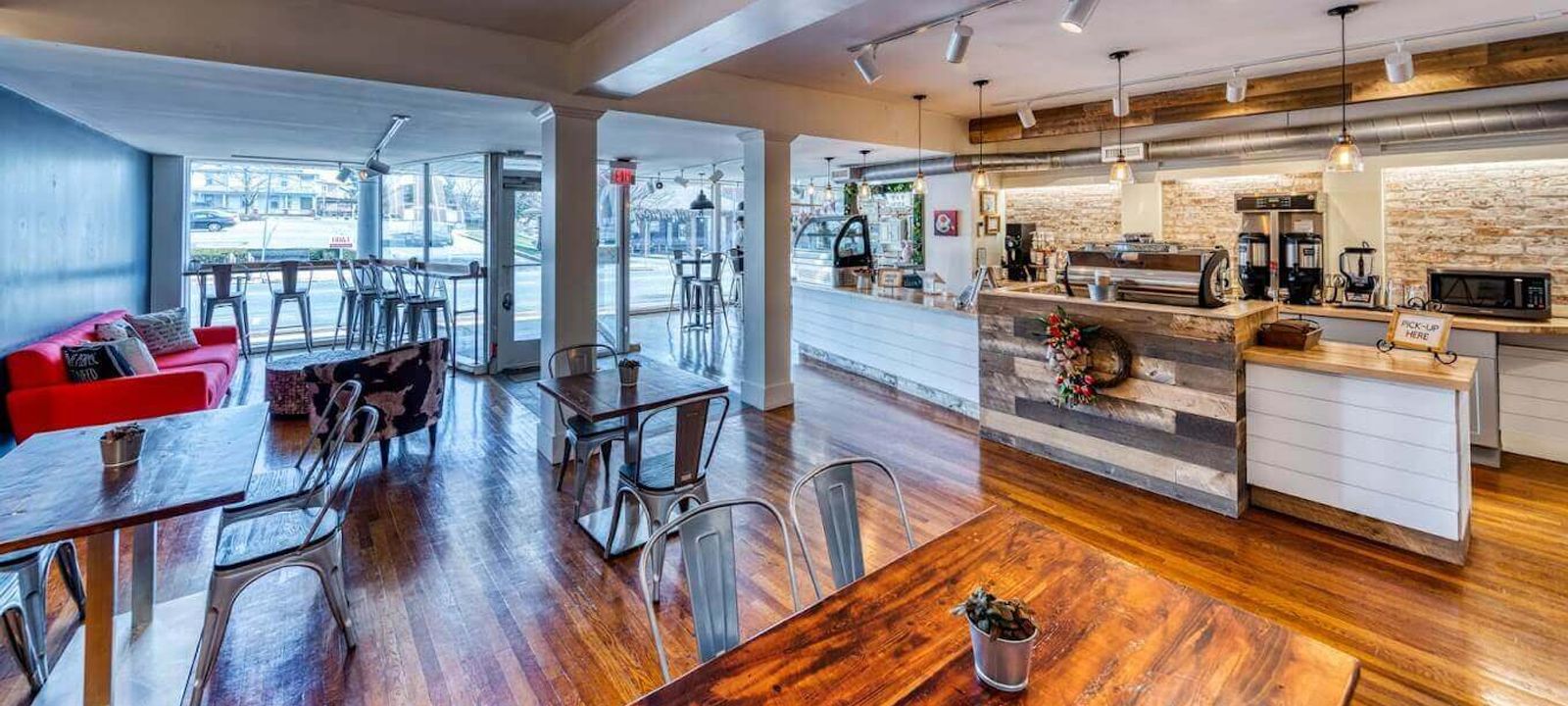 206 S Market St, Elizabethtown - Image 1