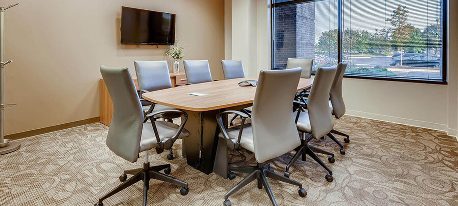 6500 Emerald Pkwy, Dublin - Image 1