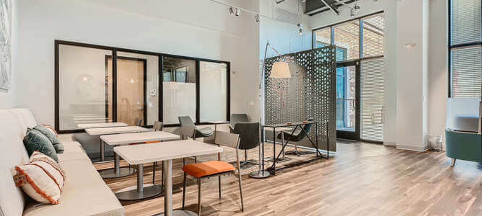 6105 S Main St, Aurora - Image 1