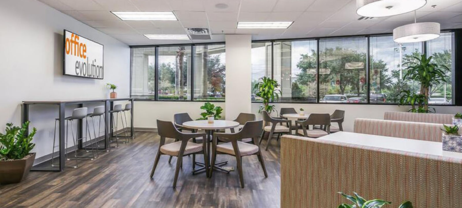 5011 Gate Pkwy, Jacksonville - Image 1