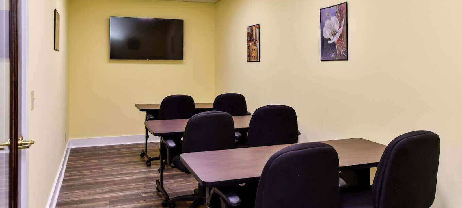 552 Memorial Dr Ext, Greer - Image 1