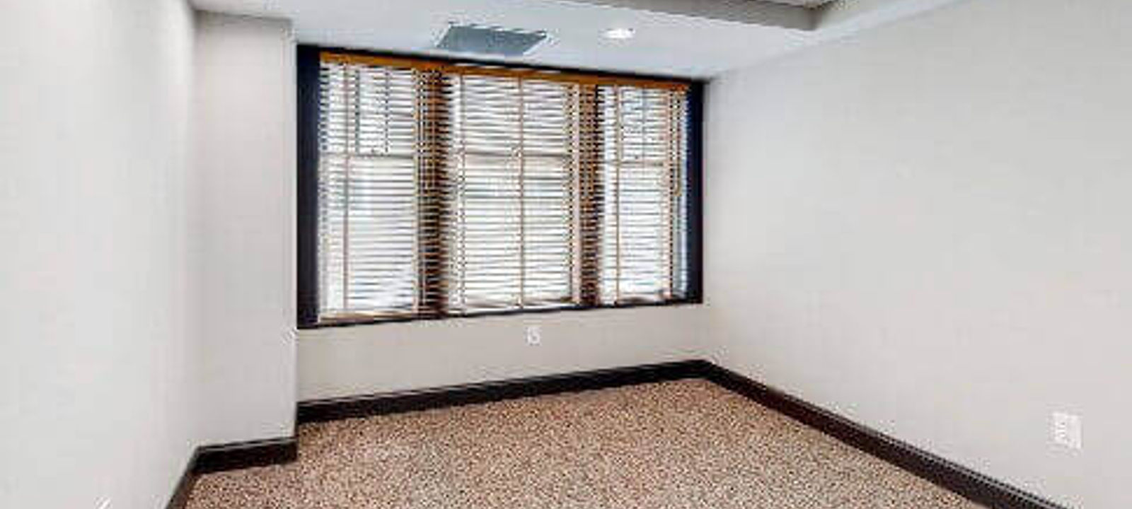 2411 N Front St, Harrisburg - Image 1