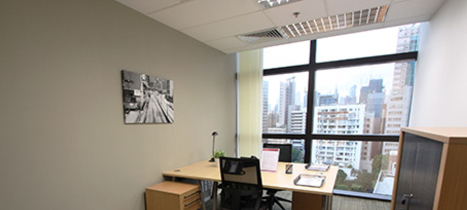 132 Nathan Road, Tsim Sha Tsui - Image 1