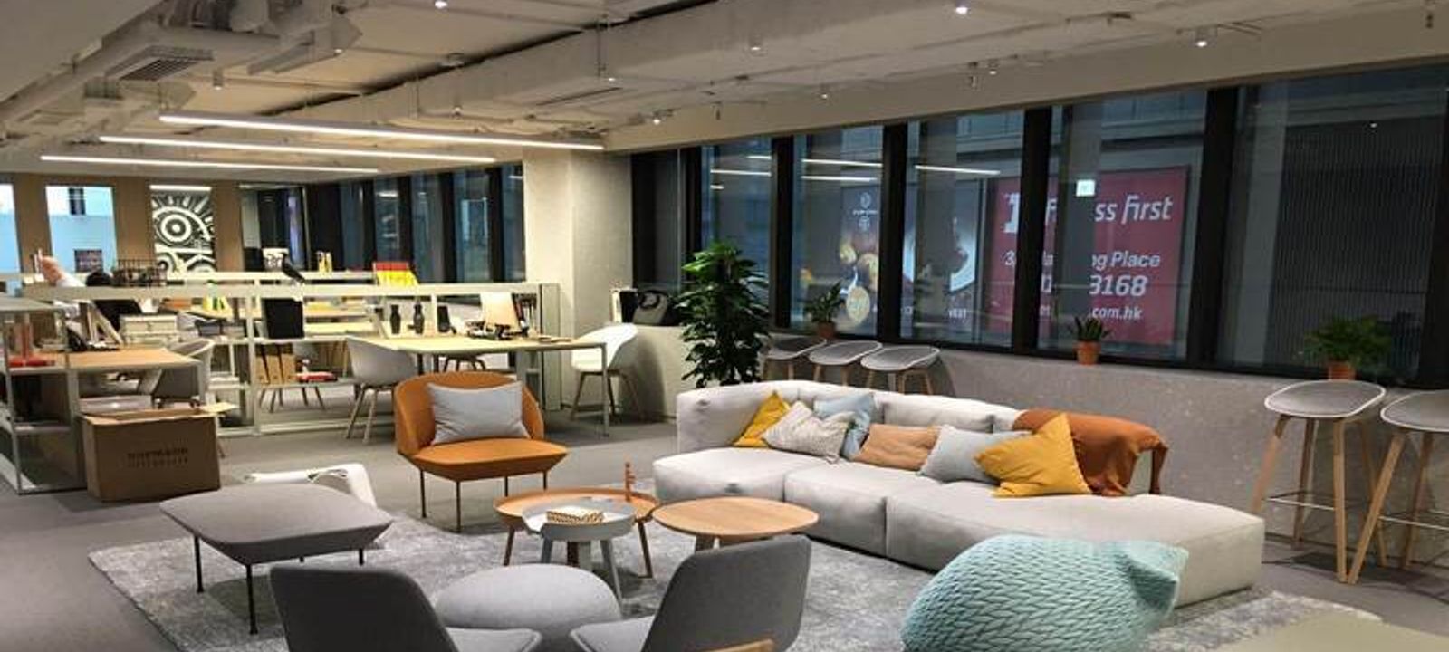 90 Connaught Road Central, Sheung Wan - Image 1